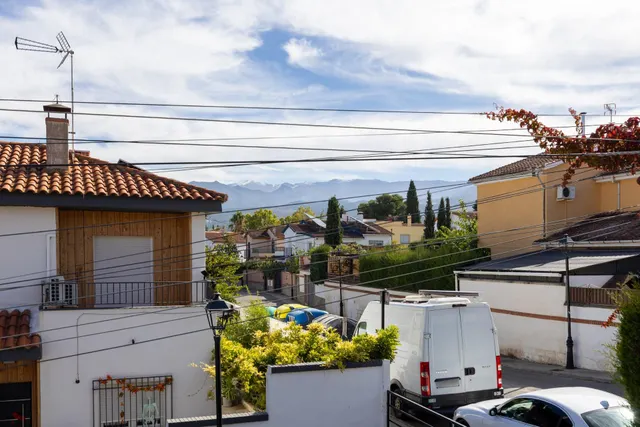 Preciosa casa en Ogíjares con piscina y jardín — 33
