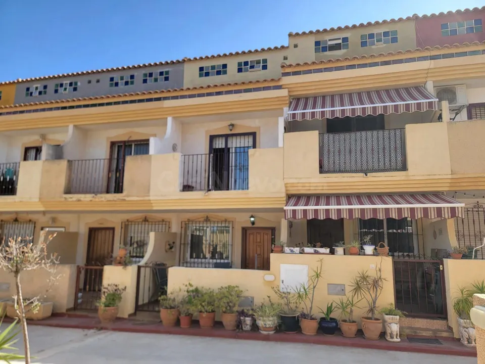 Casa 3 habitaciones 80m² en venta - La Zenia