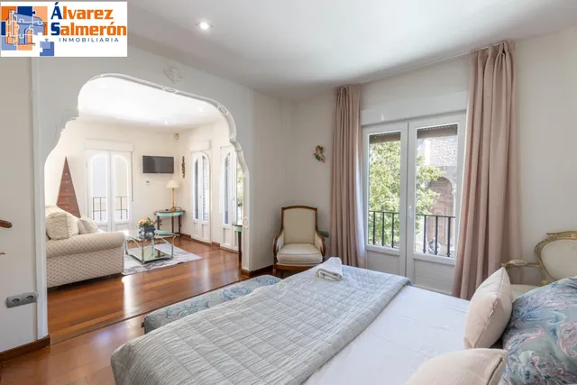 ¡CASA CON ENCANTO Y VISTAS EN PLENA PLAZA DE SANTO DOMINGO... EN EL EMBLEMÁTICO BARRIO DEL REALEJO! — 13