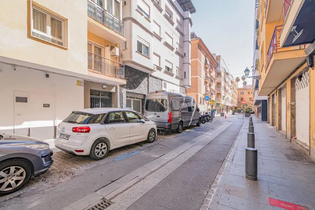 Local en pleno centro de Granada — 25