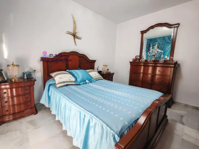 Amplia Propiedad Pareada en Churriana, Málaga. — 16