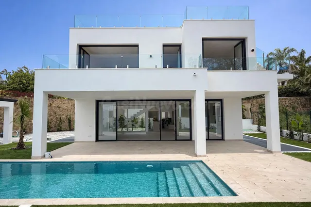 Chalet 6 habitaciones 418m² en venta - Costa Del Sol - foto 5