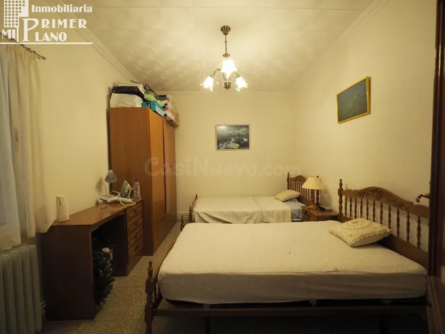 *Casa de 2 plantas junto a calle Espinosa, de 2 dorm ,2 baño - foto 5