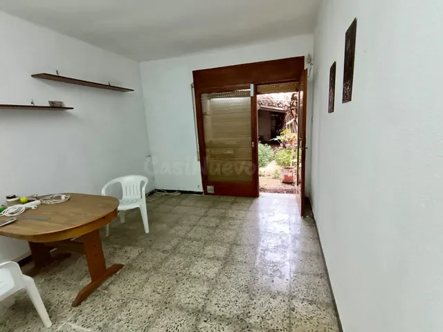 SE VENDE BAJO COMERCIAL EN CALDAS DE REIS ZONA TAFONA - foto 2