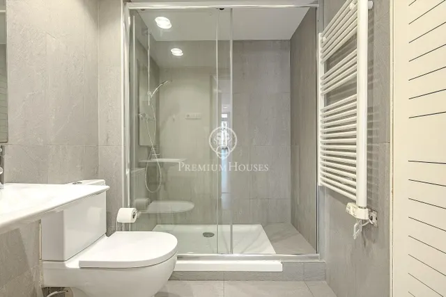 Piso en Venta Zona Francesc Macià — 8