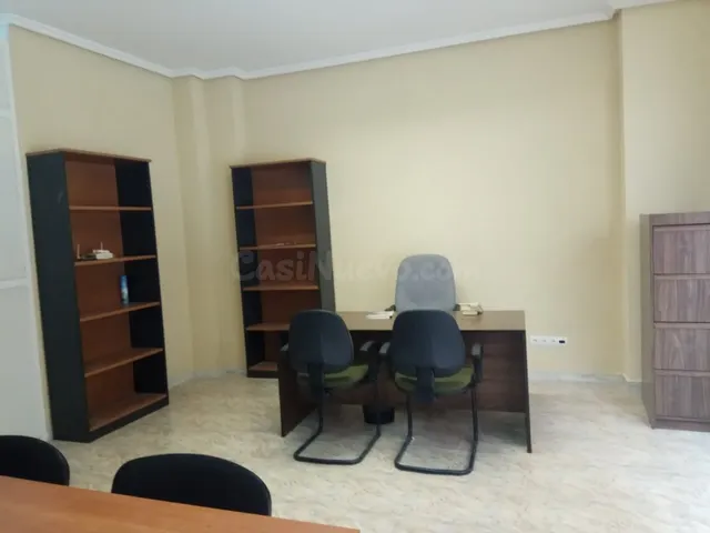 Local comercial 48m² en alquiler - Carmelitas-Oeste - foto 2