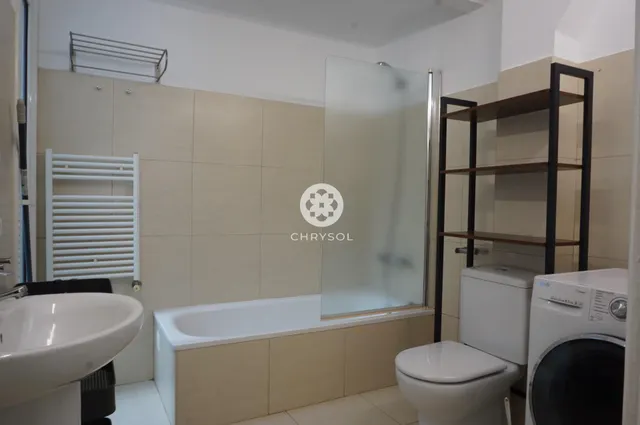 Local- Loft- duplex de 83m2 en el centro de Gracia, amueblado y totalmente equipado. — 17