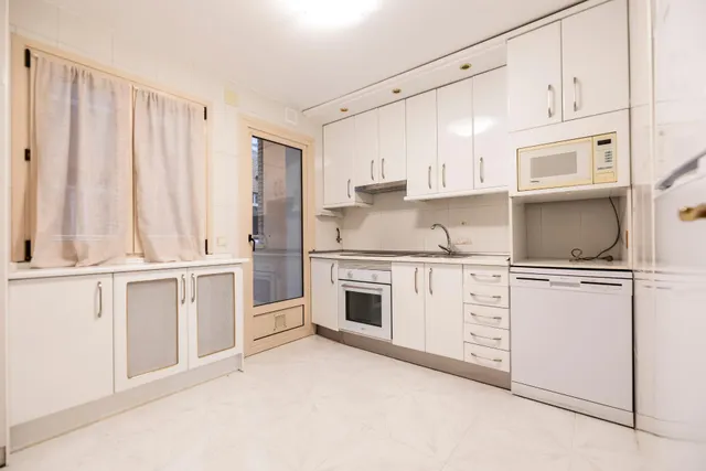 2ª PLANTA EXTERIOR EN BUENAVISTA: TERRAZA CON VISTAS, GARAJE DOBLE Y UN AMPLÍSIMO TRASTERO. — 34
