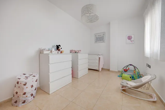 Piso 3 dormitorios 2 baños garaje incluido con ascensor — 18