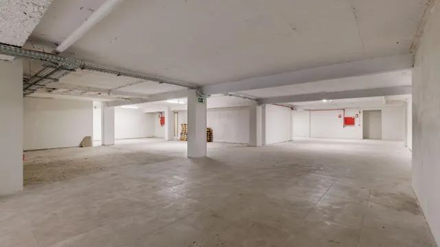 Local comercial 445m² en alquiler - Eixample — 6
