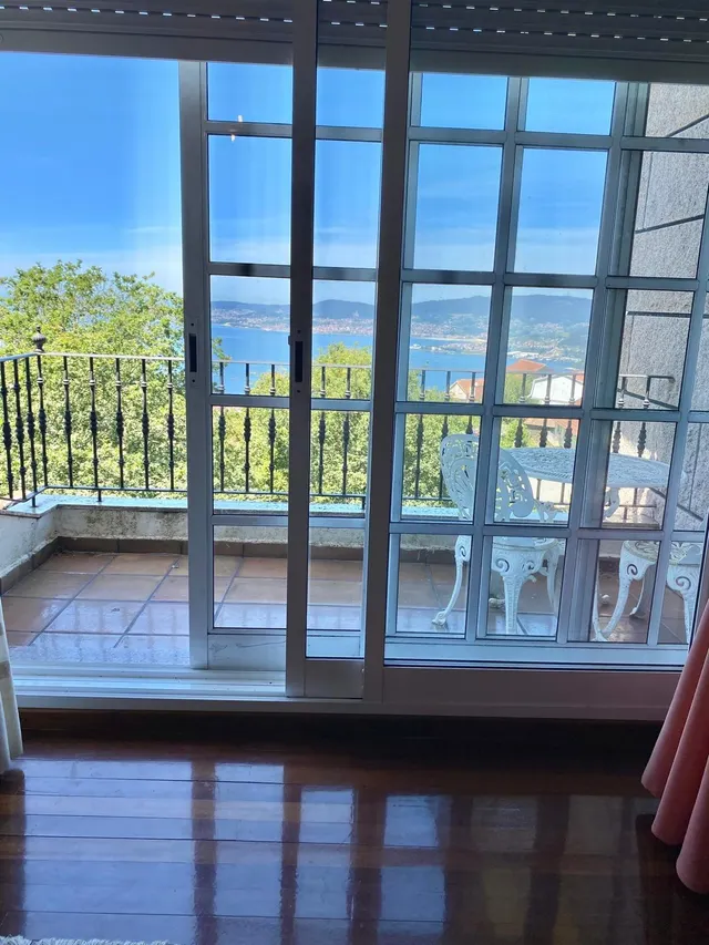Chalet en Redondela con jardín y piscina — 38