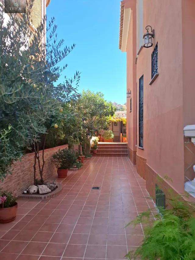 Fantástico chalet en villa argaz, junto al cc serrallo plaza — 6