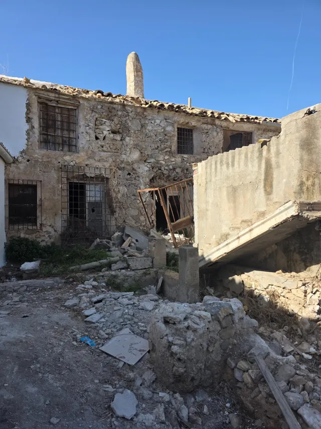 OCASIÓN! Casa de 250m2 con terreno para Reforma Total — 12