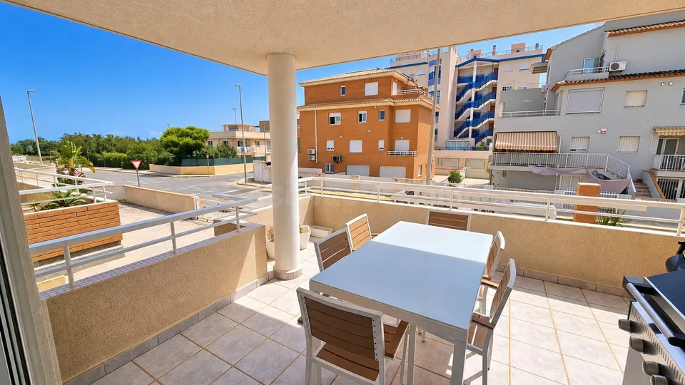 Apartamento 3 habitaciones 98m² en alquiler - Platja de Oliva