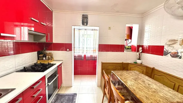 Amplio Piso en Alicante - Ideal para Familias — 2