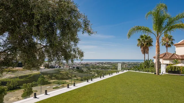 Villa de lujo de 5 dormitorios y 7 baños con impresionantes vistas al Mar. La Quinta, Benahavís — 12