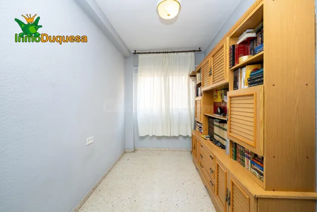 Piso de 3 dorm. en Zaidín cerca del IES Alhambra - foto 5