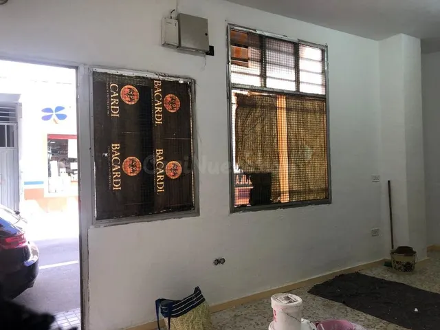 IDEAL PARA MONTAR PEQUEÑO NEGOCIO