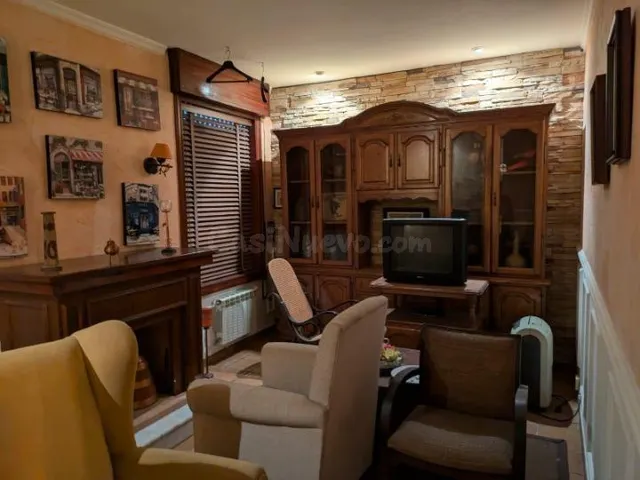 Planta baja independiente con porche y jardín privado en Vig - foto 3