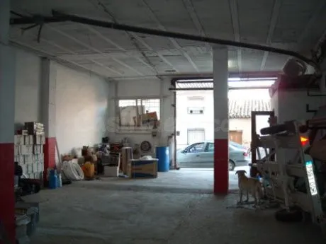 Local comercial 250m² en venta - Barrio de la alegría
