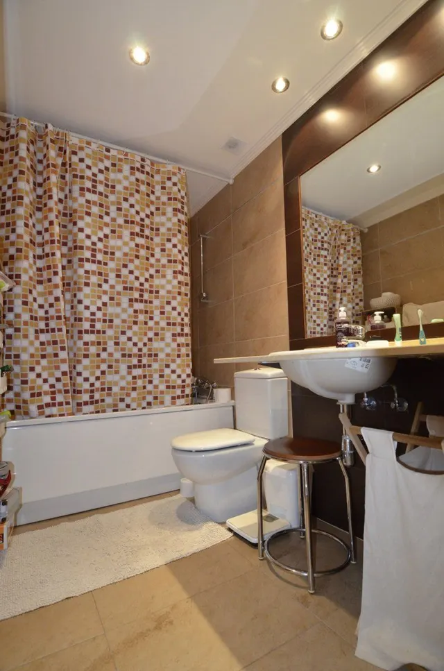 Urbis te ofrece un maravilloso chalet en venta en zona La Valmuza, Doñinos de Salamanca, Salamanca. — 31
