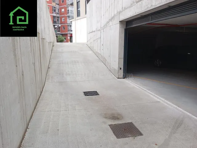PLAZAS DE GARAJE CÉNTRICAS - foto 4
