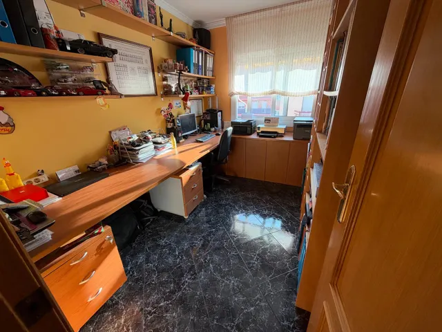 Último piso de 4 dormitorios con balcón — 6