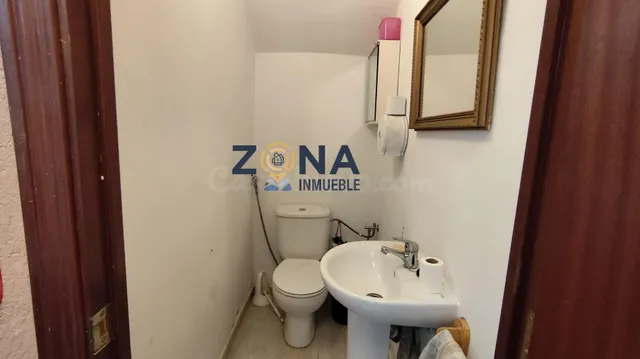 CASA DE TRES PLANTAS CON TERRAZA Y GARAJE PARA ENTRAR A VIVI - foto 3