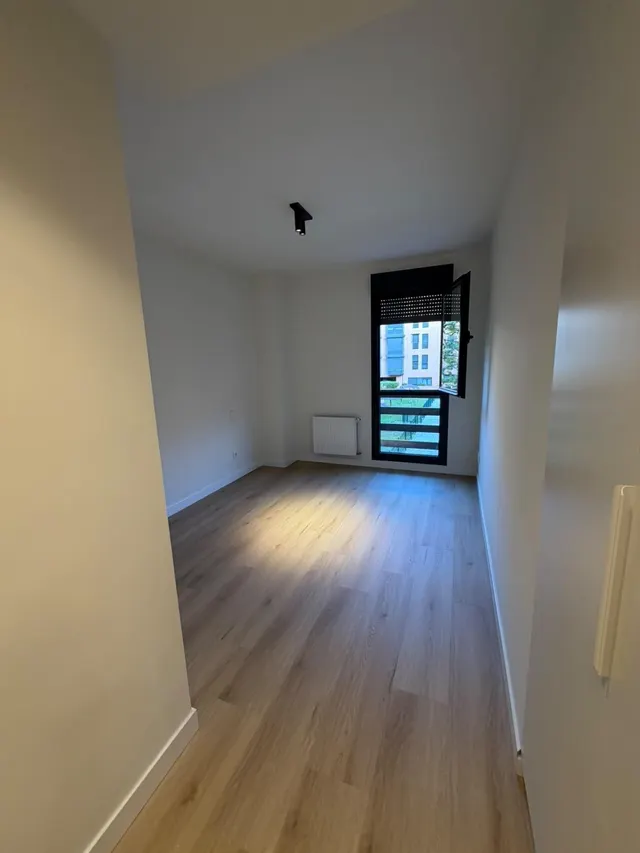 Espacioso Piso en Alquiler en Plenilunio — 6