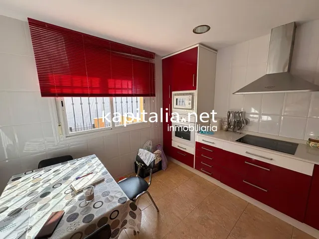 EXCLUSIVO ADOSADO A LA VENTA LISTO PARA ENTRAR A VIVIR EN ANNA — 12