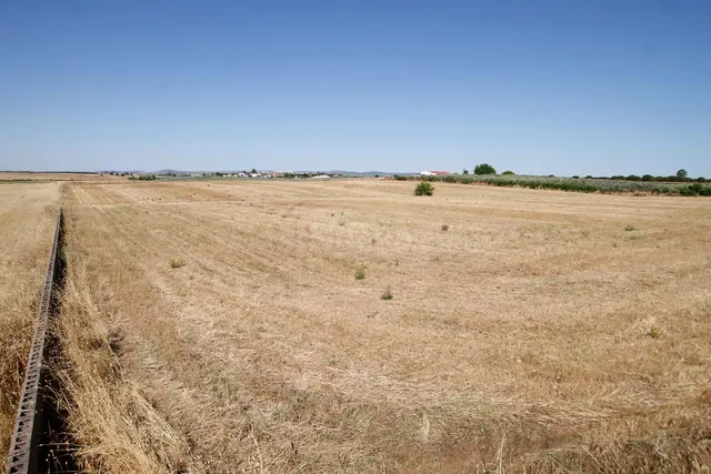 Terreno de 40.000 m junto Urb. Río Caya - foto 4