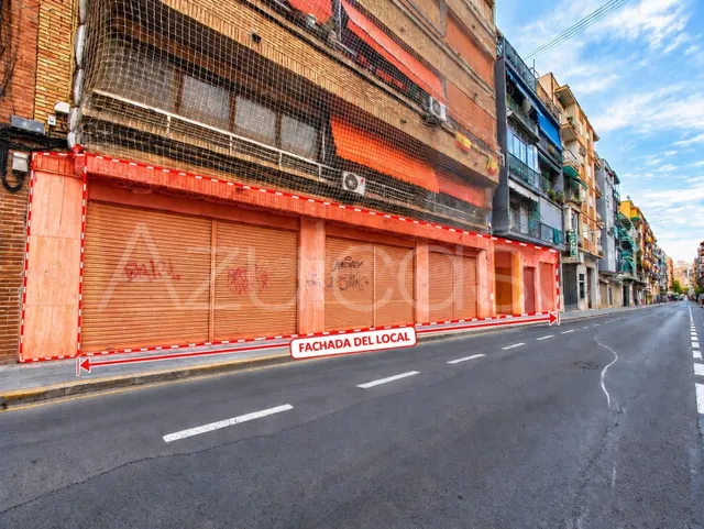 Local en alquiler de 990m2 en plena Avenida de Novelda, Altozano — 3