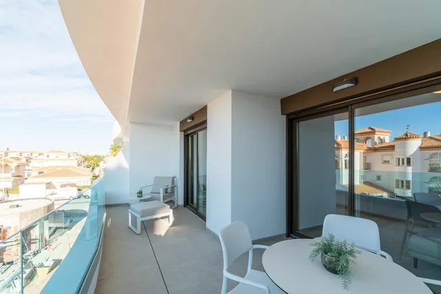 APARTAMENTO DE 2 DORMITORIOS EN PLAYA FLAMENCA — 10