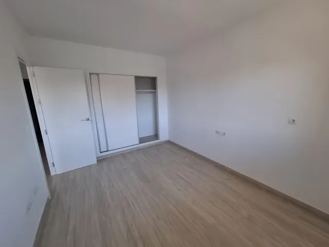 apartamento reformado  con vistas laterales al mar en los boliches — 4