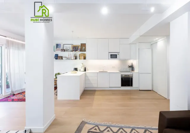 ✨ EXCLUSIVA VIVIENDA REFORMADA EN PLAZA MARIANA PINEDA — 5