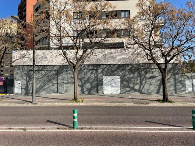 Local comercial 347m² en alquiler - Nou Benicalap - Nuevo Be