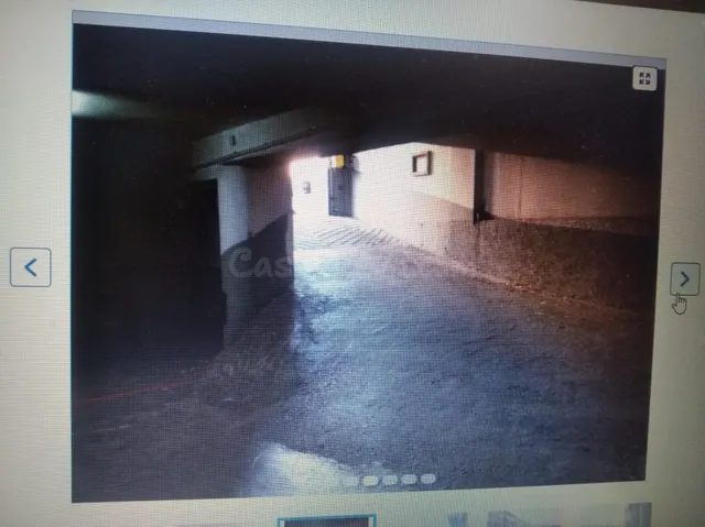 A Manresa. Zona ctra de vic- Estació d´autobusos. Lloguem 2  - foto 2
