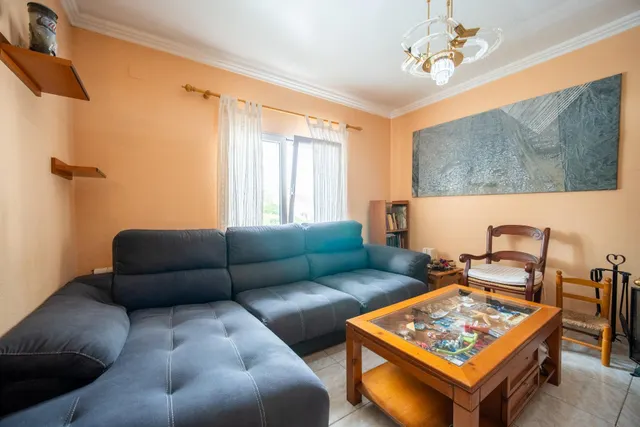 Chalet independiente en parcela esquinera de 515 m2 con gran garaje en Maravisa — 18
