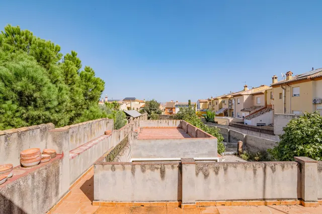 Gran casa de pueblo con terreno, en Ambroz (1260 m2 de parcela) — 33