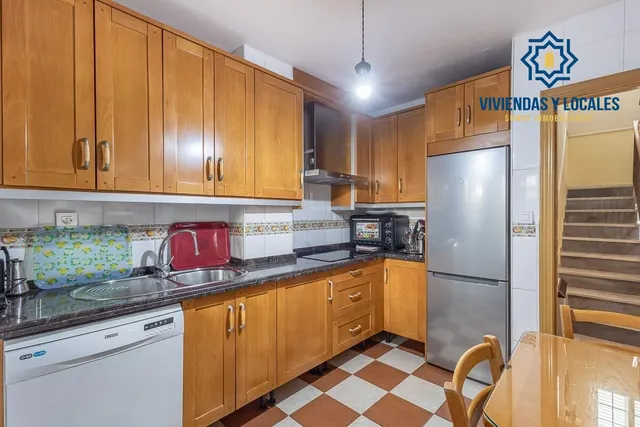 VIVIENDA con encanto en PALACIO DE DEPORTES — 10