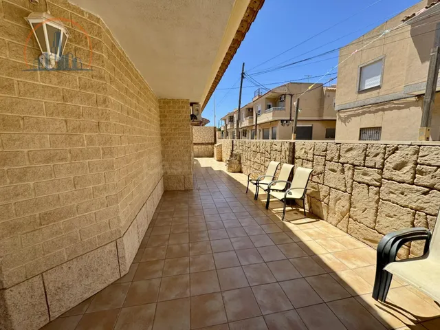 IMPRESIONANTE CHALET FAMILIAR EN LOS NIETOS – MAR MENOR — 2