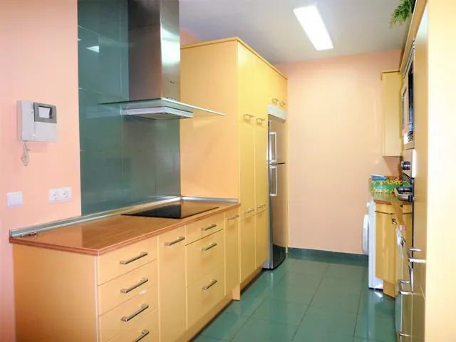 Se Vende Piso de 118 m2, reformado, en Don Jaime esquina Plaza del Pilar — 13