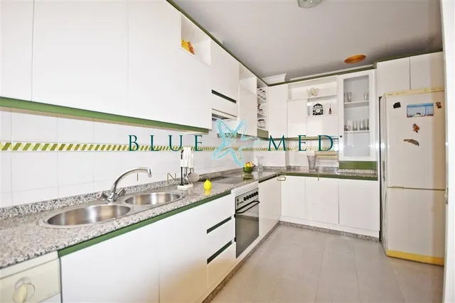 IMPRESIONANTE CASA DE 4 habitaciones CERCA DEL PASEO - foto 5