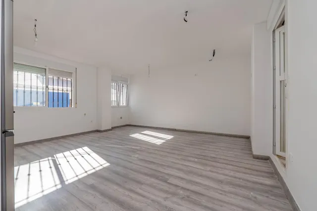 Entreplanta con entrada independiente en el centro de Ogijares. — 7