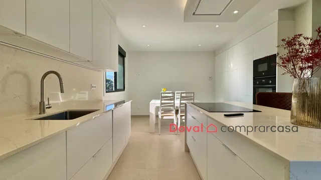 Espectacular casa de piedra con encanto, amplitud y un mundo de posibilidades en Atios, O Porriño — 15