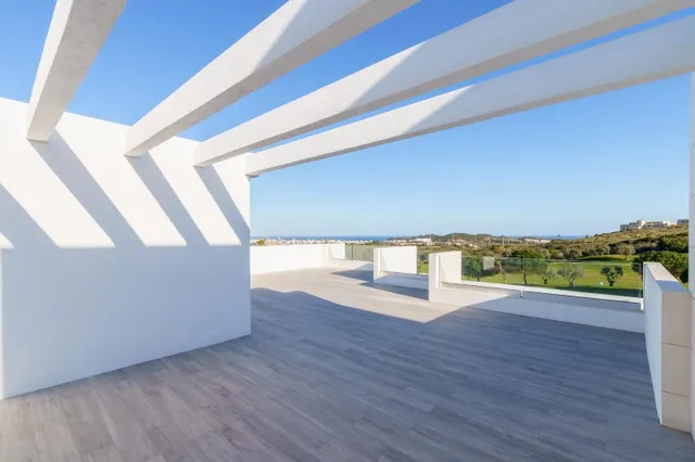 Villa de diseño contemporáneo a solo 4 minutos de Fuengirola. — 23