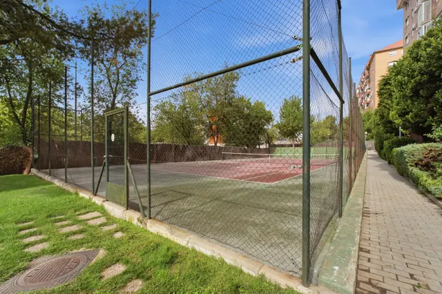 VENTA PISO EN MADRID ZONA BUTARQUE TERRAZA, PARKING Y PISICNA COMUNITARIA!! — 23