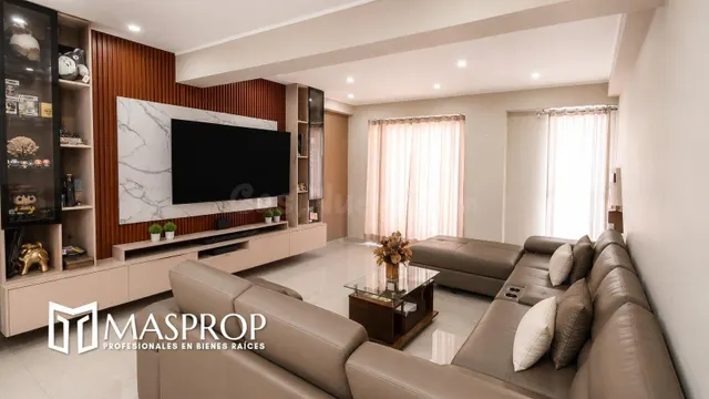 CASA EN VENTA – URB. LAS ARTES I– TACNA - foto 2