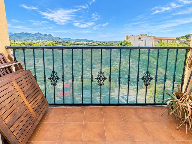 Vivienda de 3 dormitorios con piscina — 8