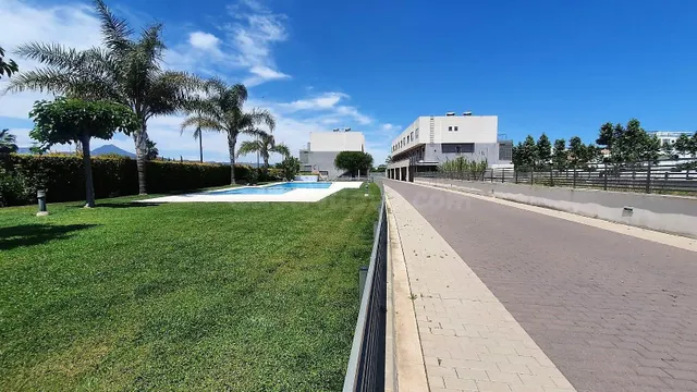 Residencial La Llum II: dúplex modernos cerca de la playa de - foto 2